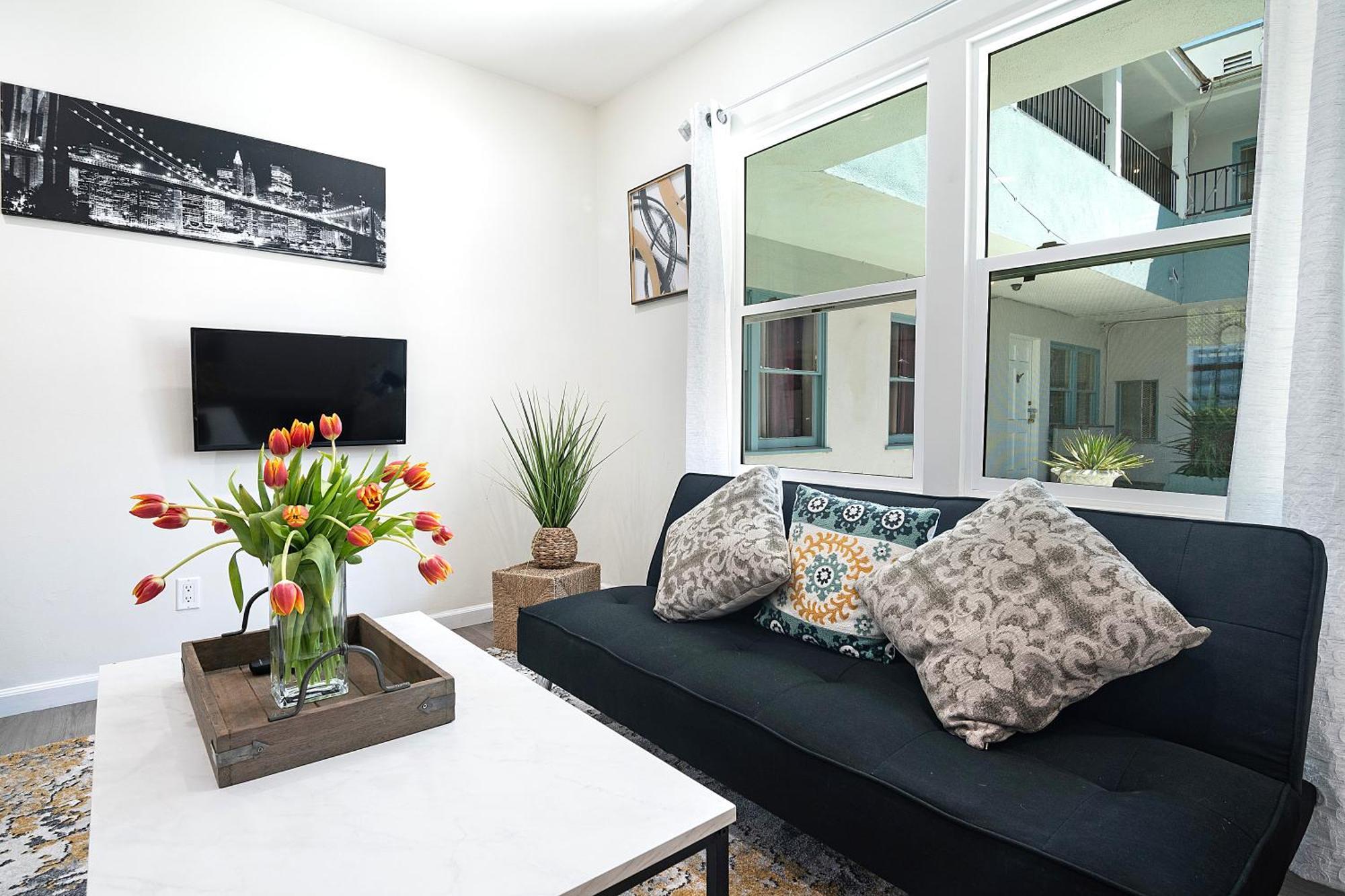 Chic Studio Sleeps 4 Beverly Hills Adj Apartment Los Angeles Exterior photo